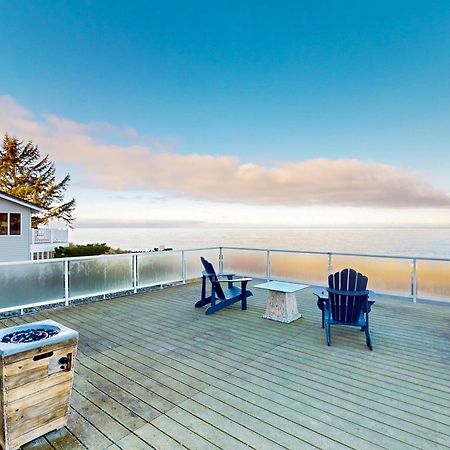 West Beach Retreat Oak Harbor Exterior photo